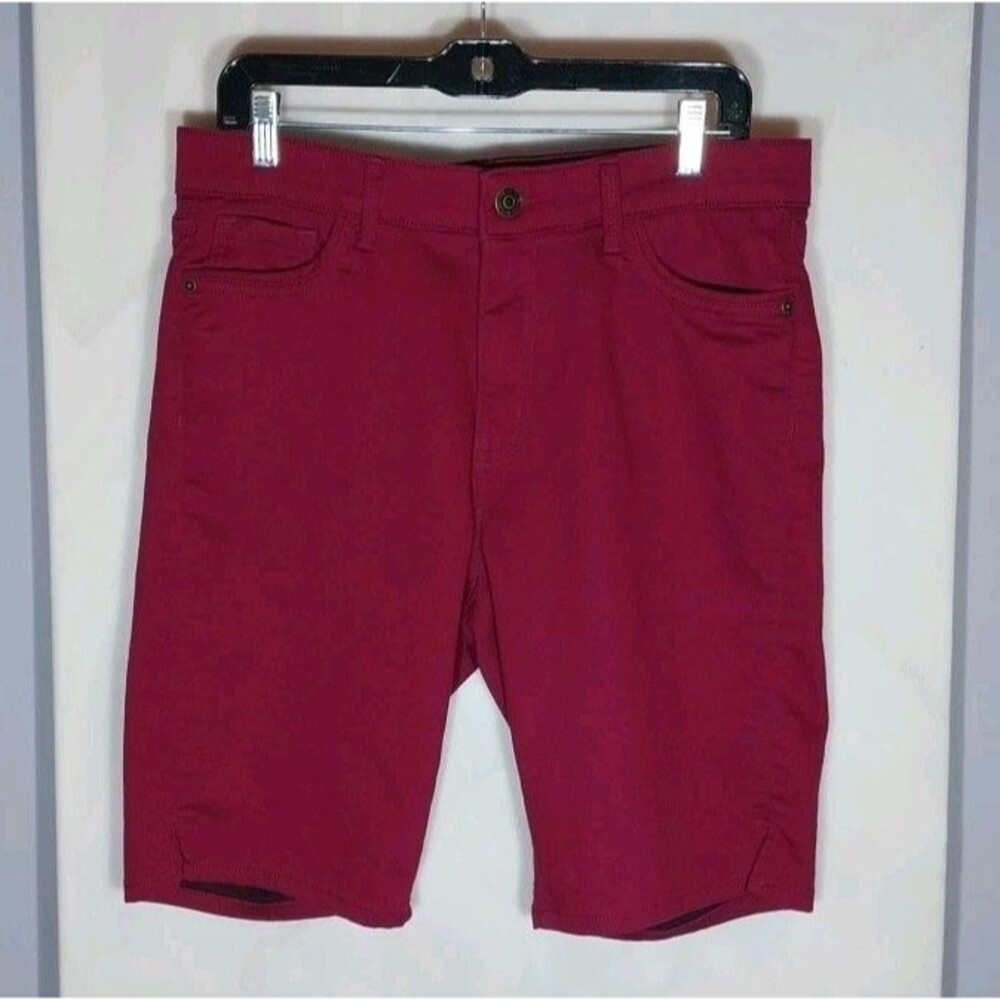 Liz Claiborne Sara Side Slit Bermuda Shorts Size 12 Madrid Rose Mid-Rise